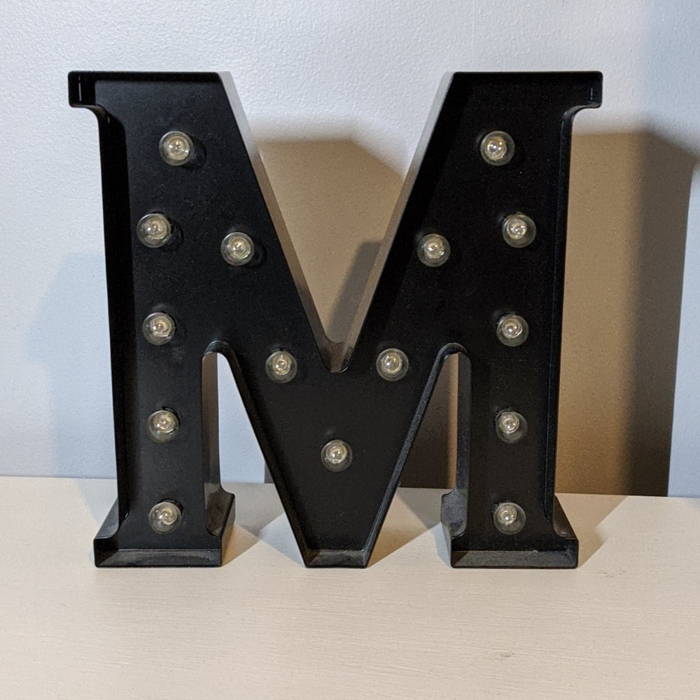 Marquee Light - M